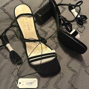 Altar’d State (Brinley, Black) size 8.5. 2 inch block heel